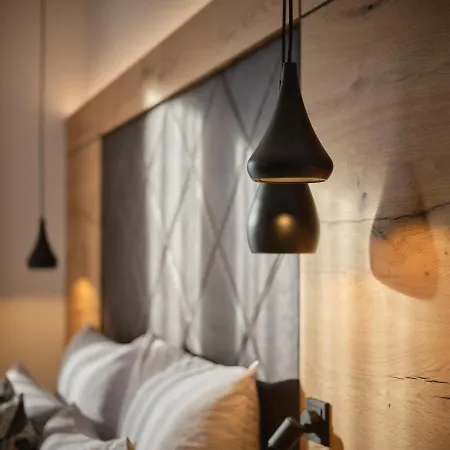 Sun アパート イシュグル